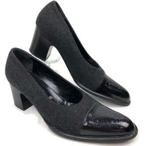 ROBERT CLERGERIE Women’s 8.5 Pumps Gray Felted Wool Black Wingtip Toe Block Heel